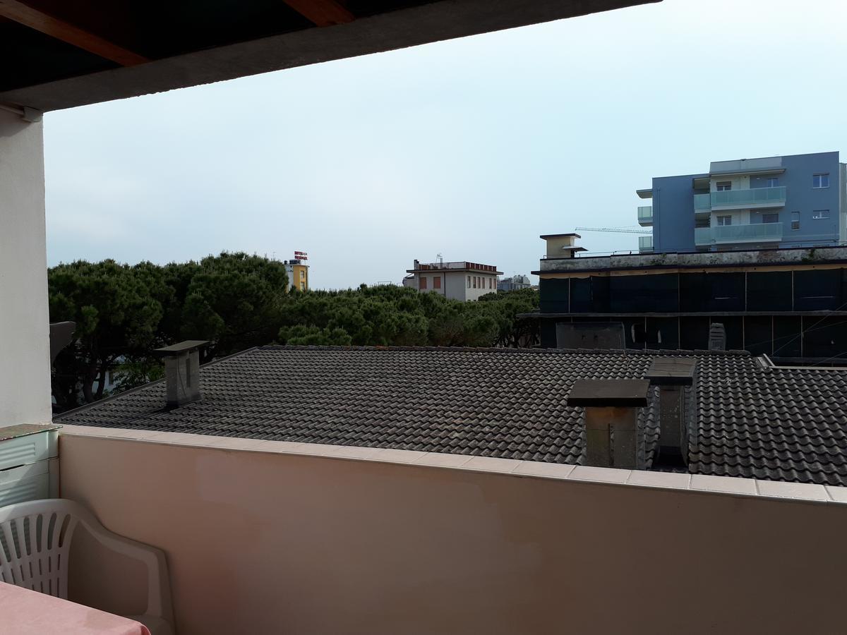 Hotel Villa Dina Lido di Jesolo Bagian luar foto