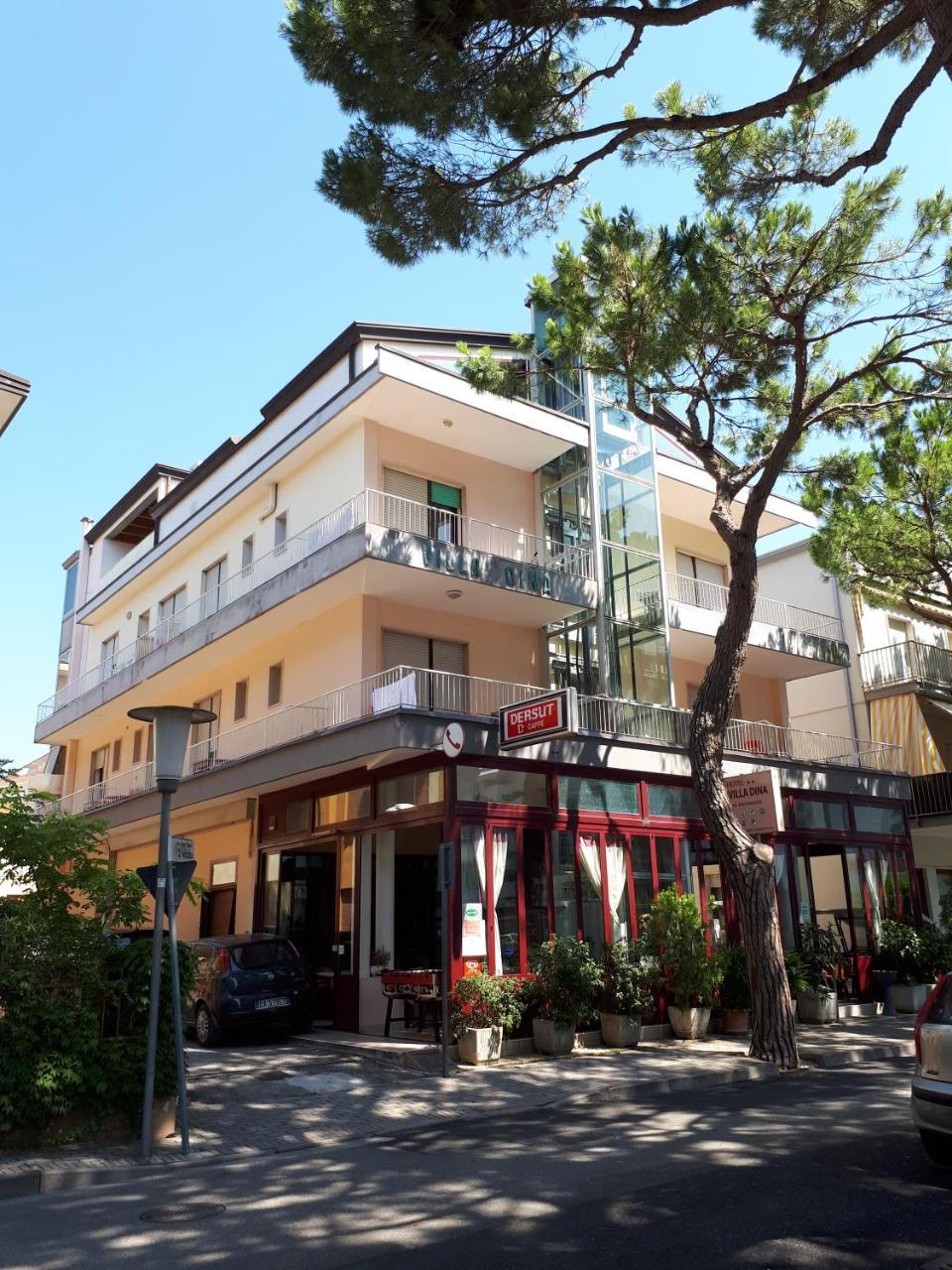 Hotel Villa Dina Lido di Jesolo Bagian luar foto