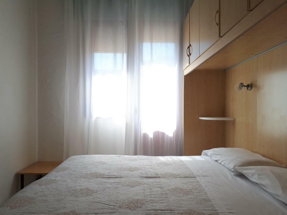 Hotel Villa Dina Lido di Jesolo Bagian luar foto